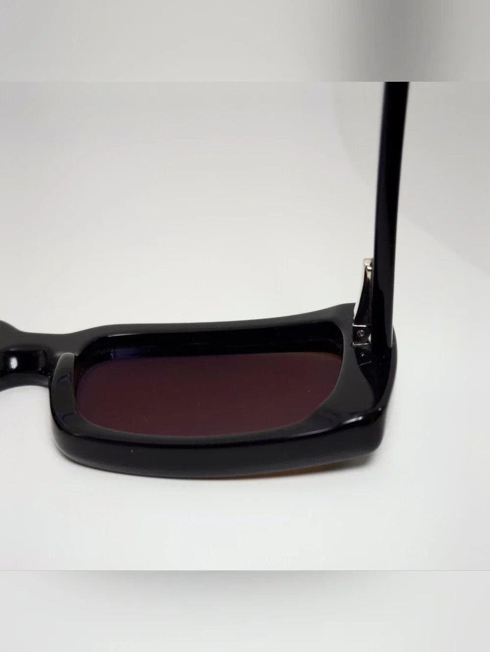 Impression. Classic Rectangular Women’s  Eyewear. Bold Thick Front.